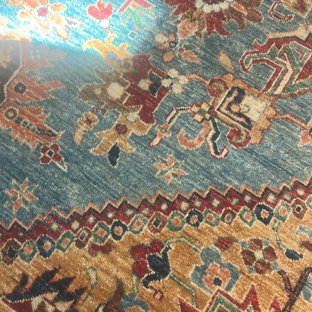 Meet your Posher, Alecia